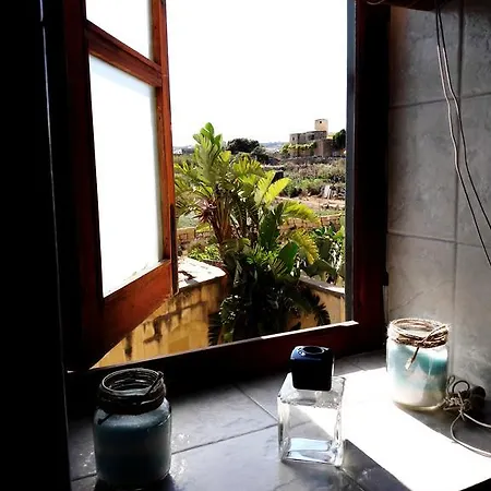 The Travellers Gozo 3* Victoria