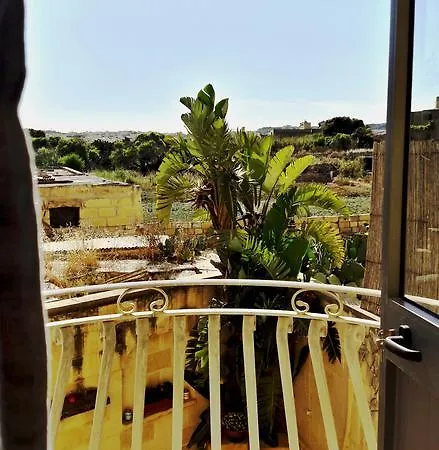 The Travellers Gozo 3* Victoria