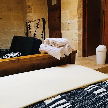 The Travellers Gozo Victoria