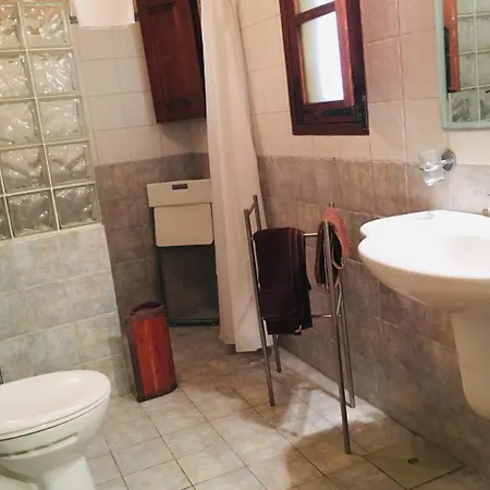 Πανσιόν The Travellers Gozo 3*